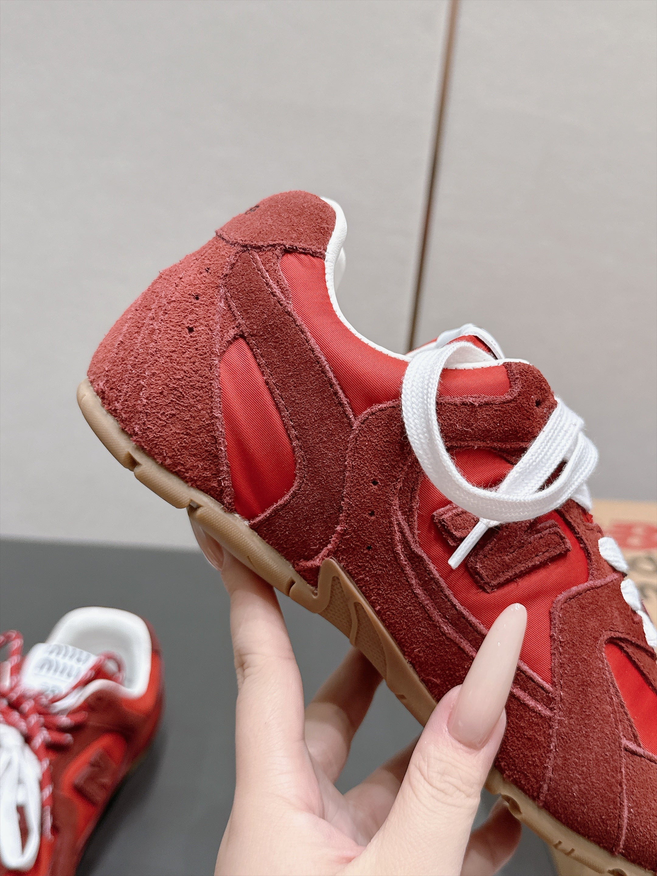 Miu Miu 2026 Balance 530 Sneakers Suede 990474