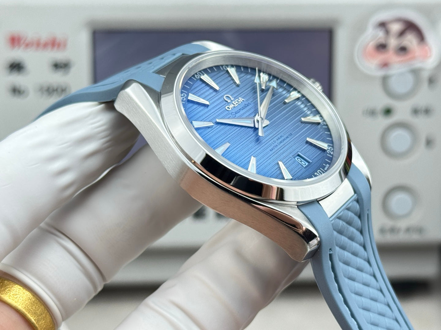 Omega Seamaster 41mm Blue Dial Sliver Case Blue Rubber Strap