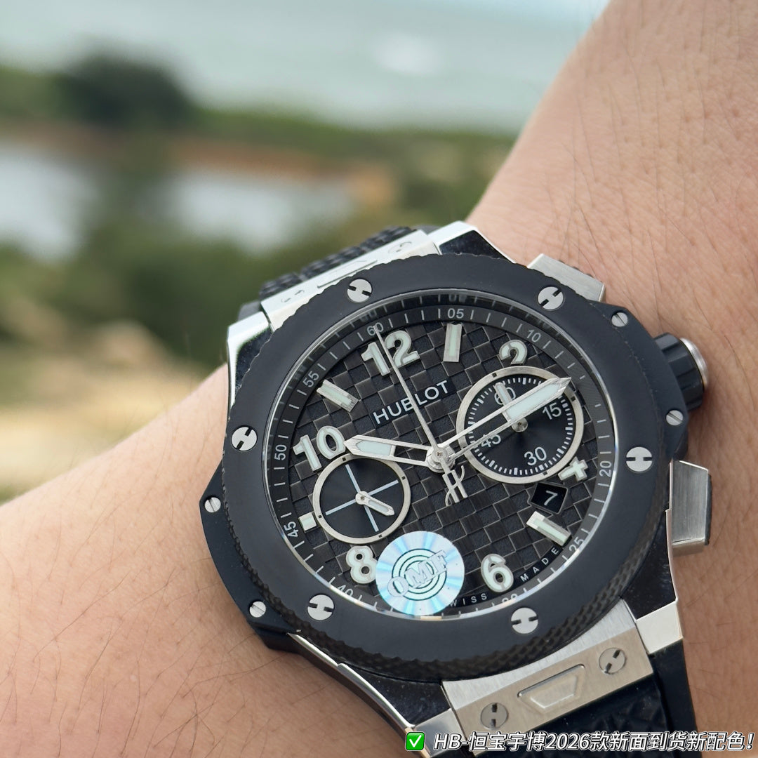 Hublot Big Bang Unico 43mm Titanium Ceramic Black Rubber Strap Watch