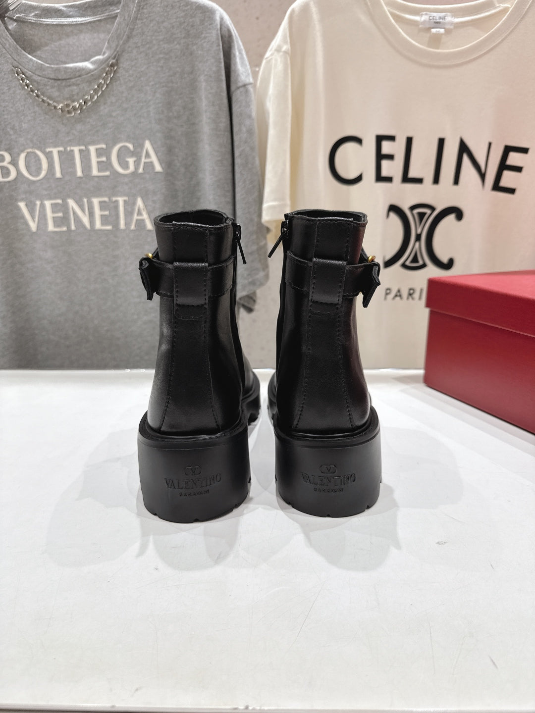 VT short boots black calfskin 174437