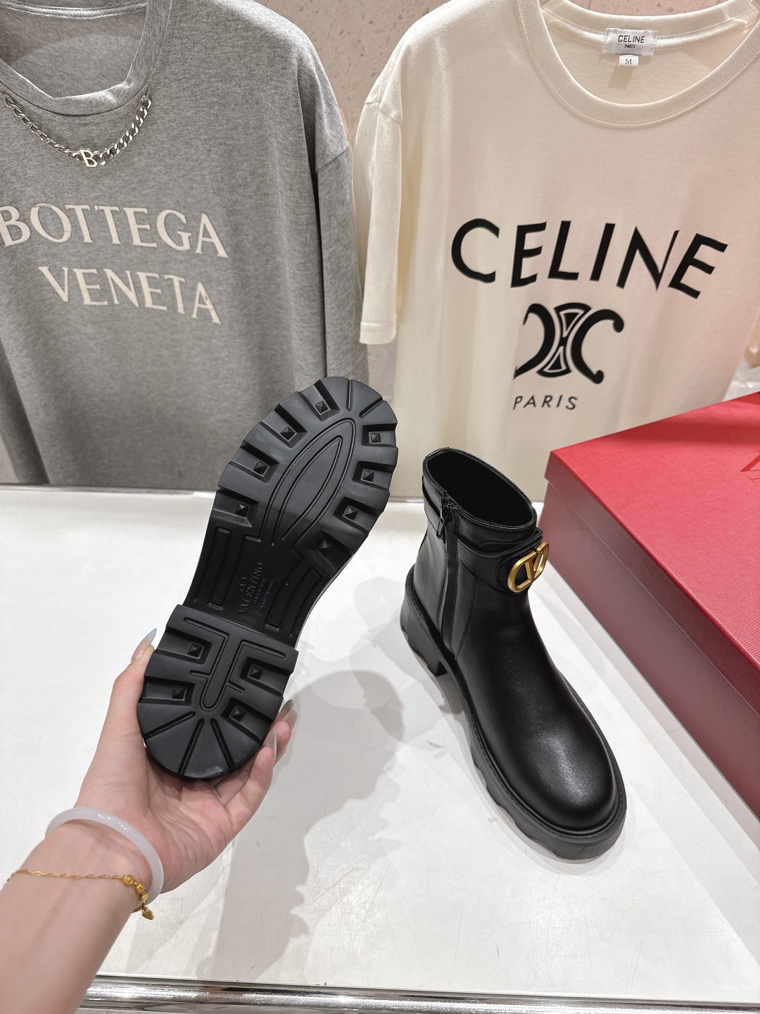 VT short boots black calfskin 174437