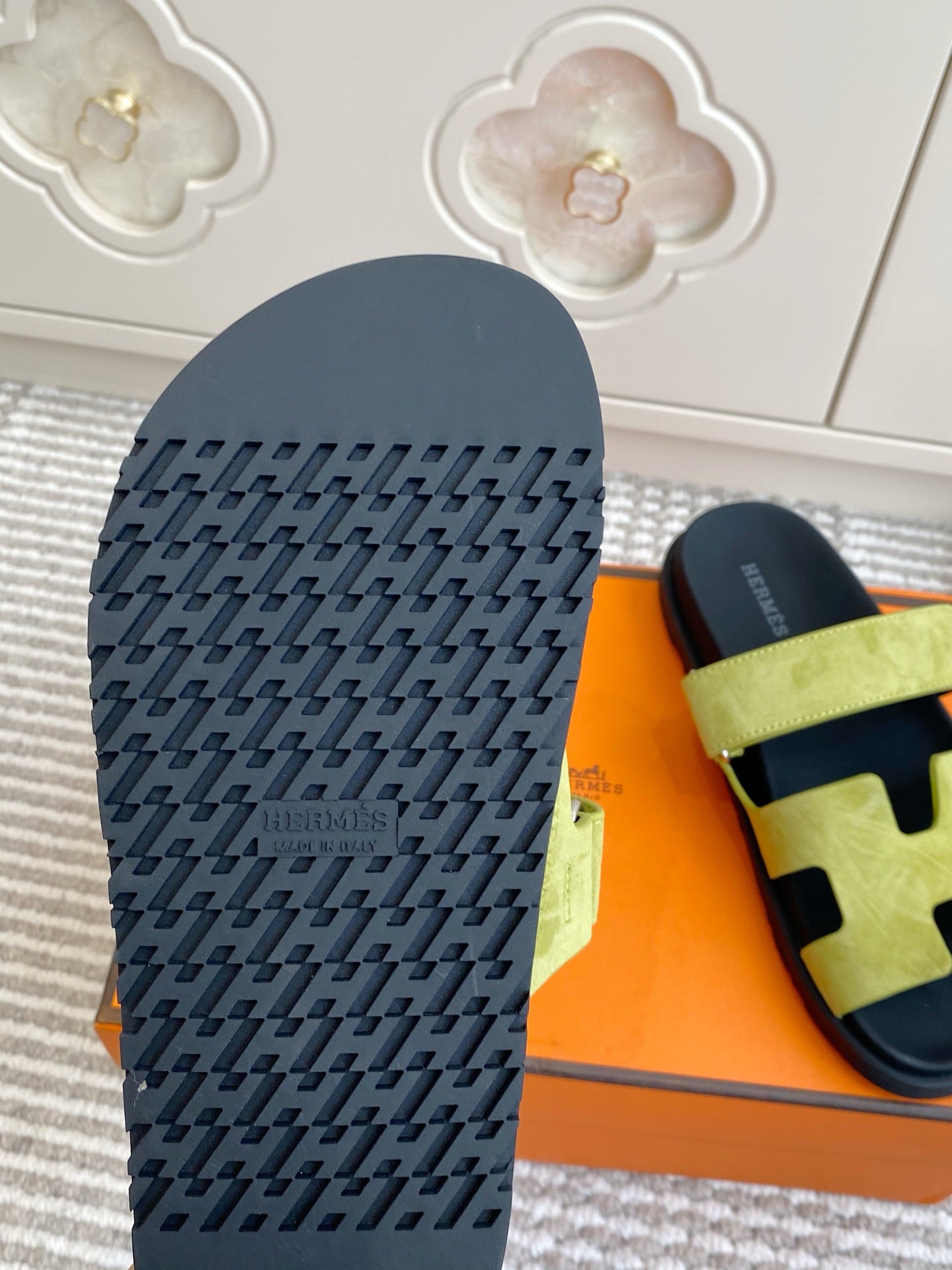 Hermes 2026 Chypre Sandal Suede 595828