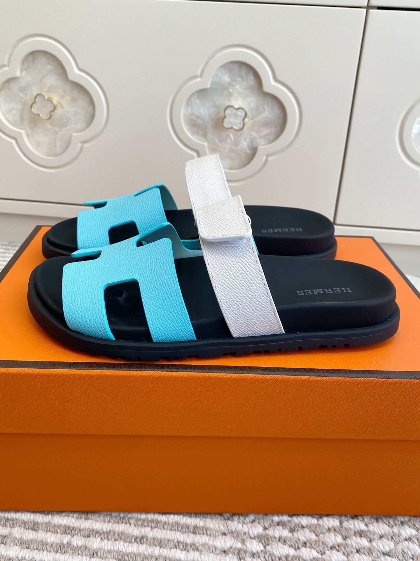 Hermes 2026 Chypre Sandal Epsom Leather 647818
