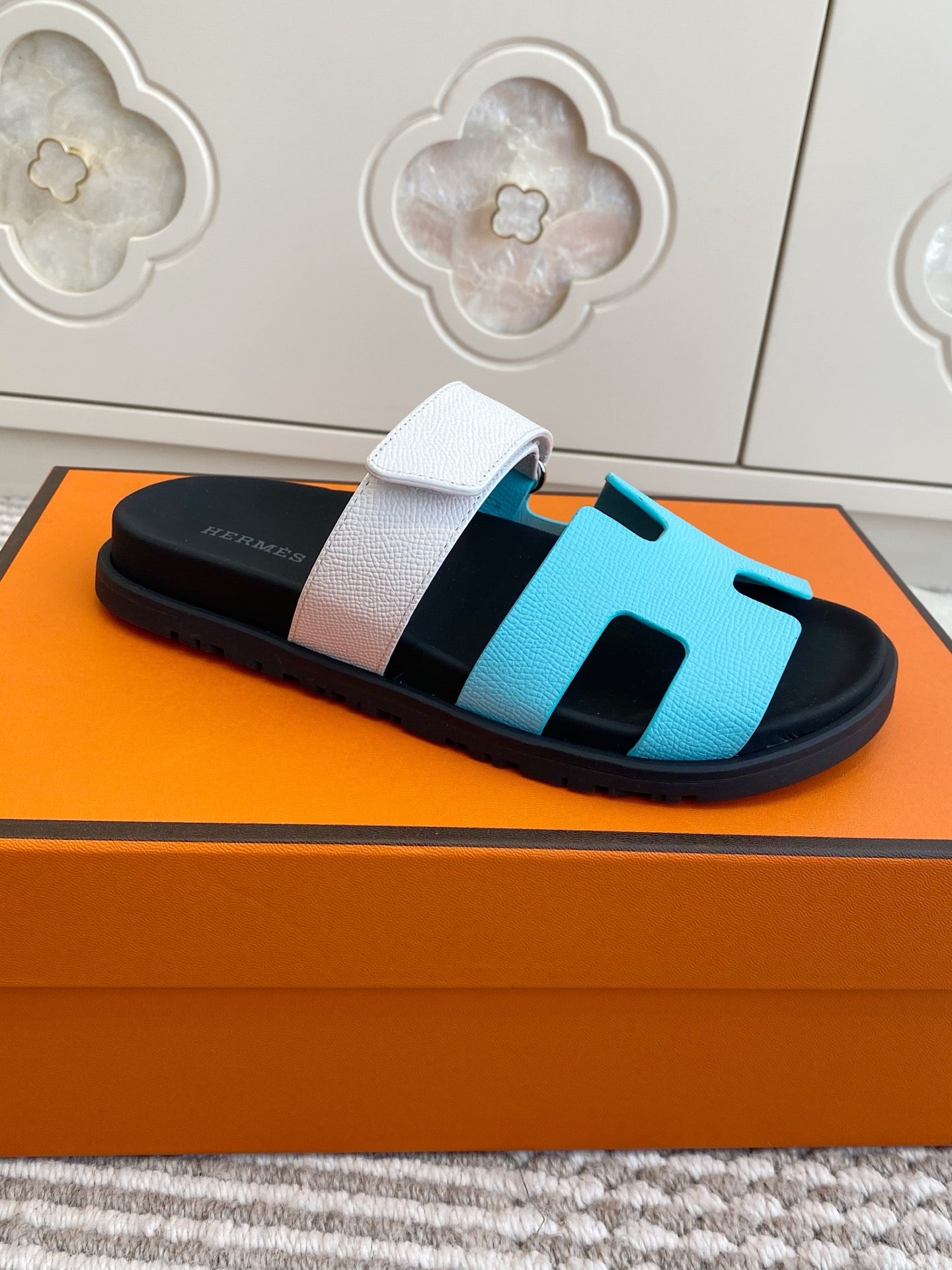 Hermes 2026 Chypre Sandal Epsom Leather 647818