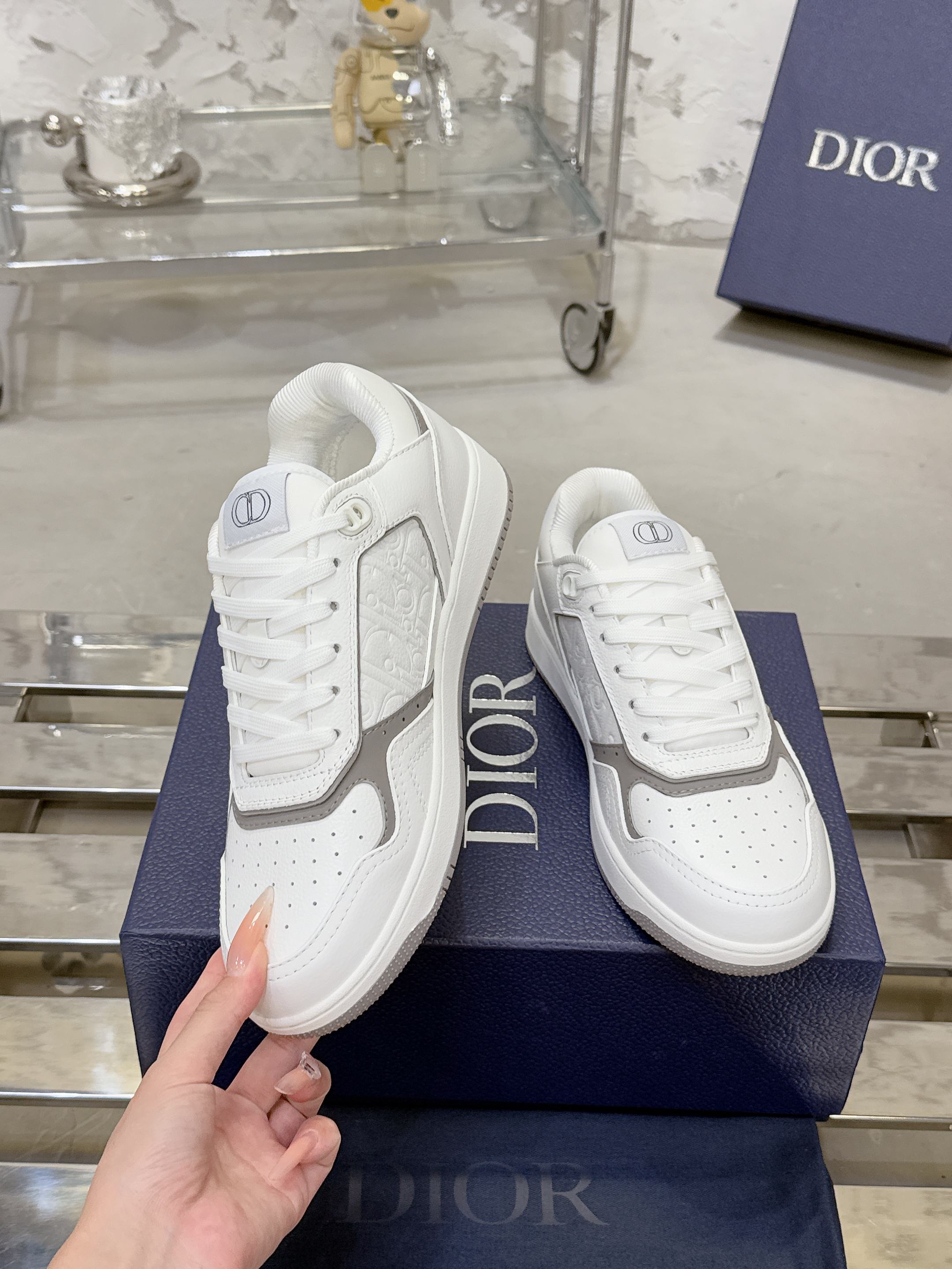 Dior 2026 B27 Low-Top Sneaker Calfskin 940963