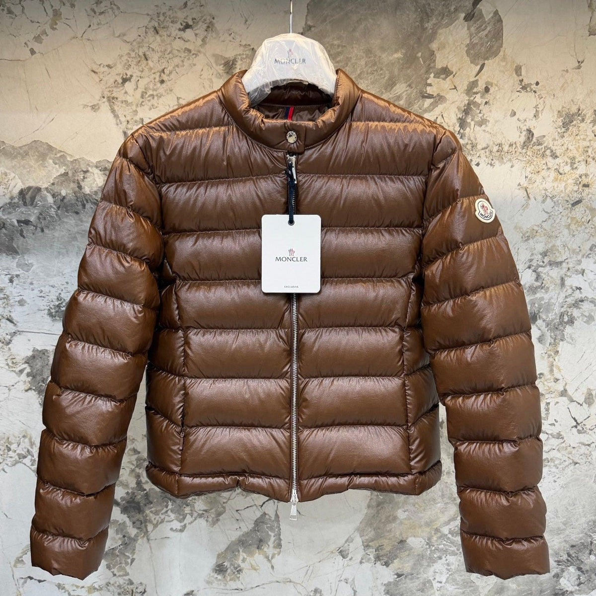 Moncler 2026 Papillon Short Stand Collar Jacket Nylon Down