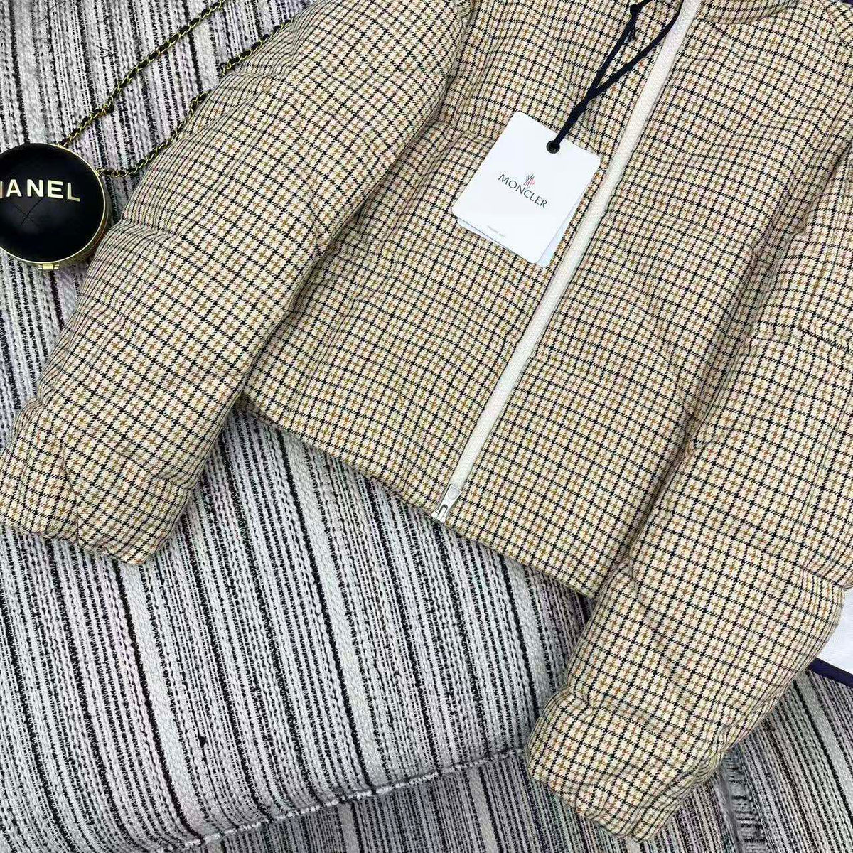 Moncler 2026 Keros Wool Blend Check Short Down Beige Jacket 260816