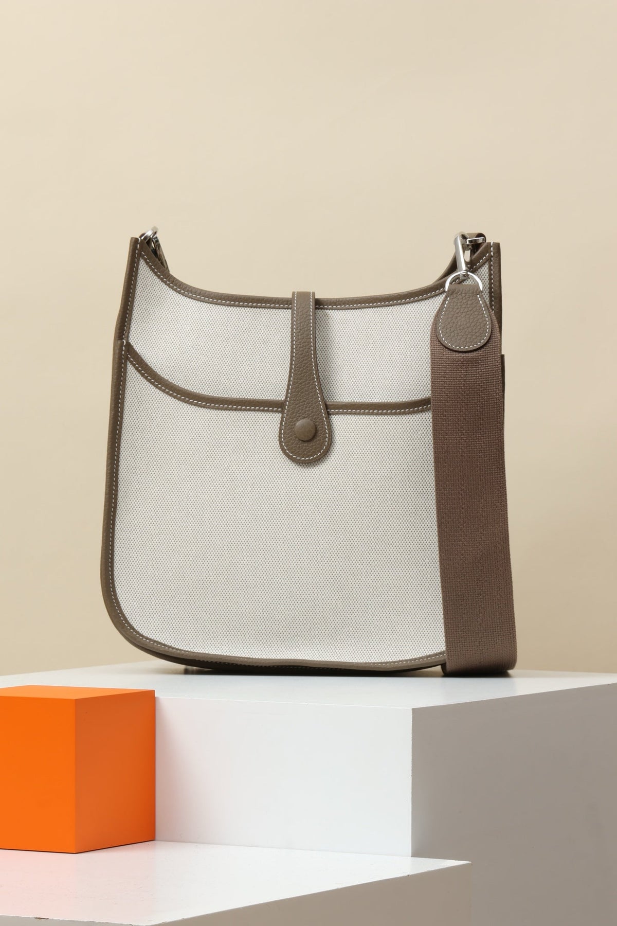 High-end Hermes 2026 Evelyne III Bag 30cm Clemence Calfskin Canvas