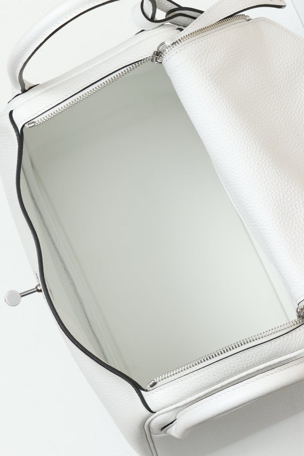 High-end Hermes 2026 Mini Lindy 30cm Clemence Calfskin