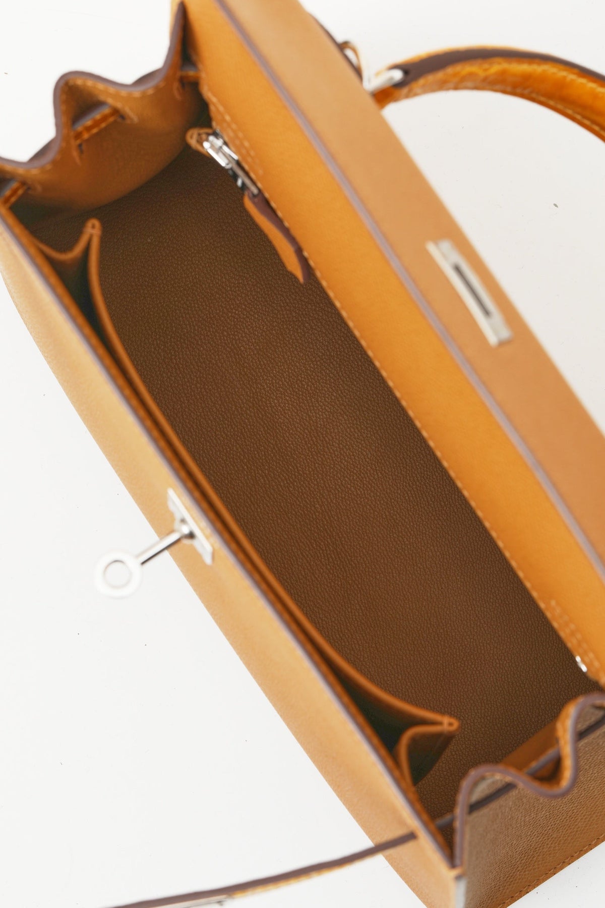 High-end Hermes 2026 Kelly Touch 25cm Epsom Leather And Glossy Alligator