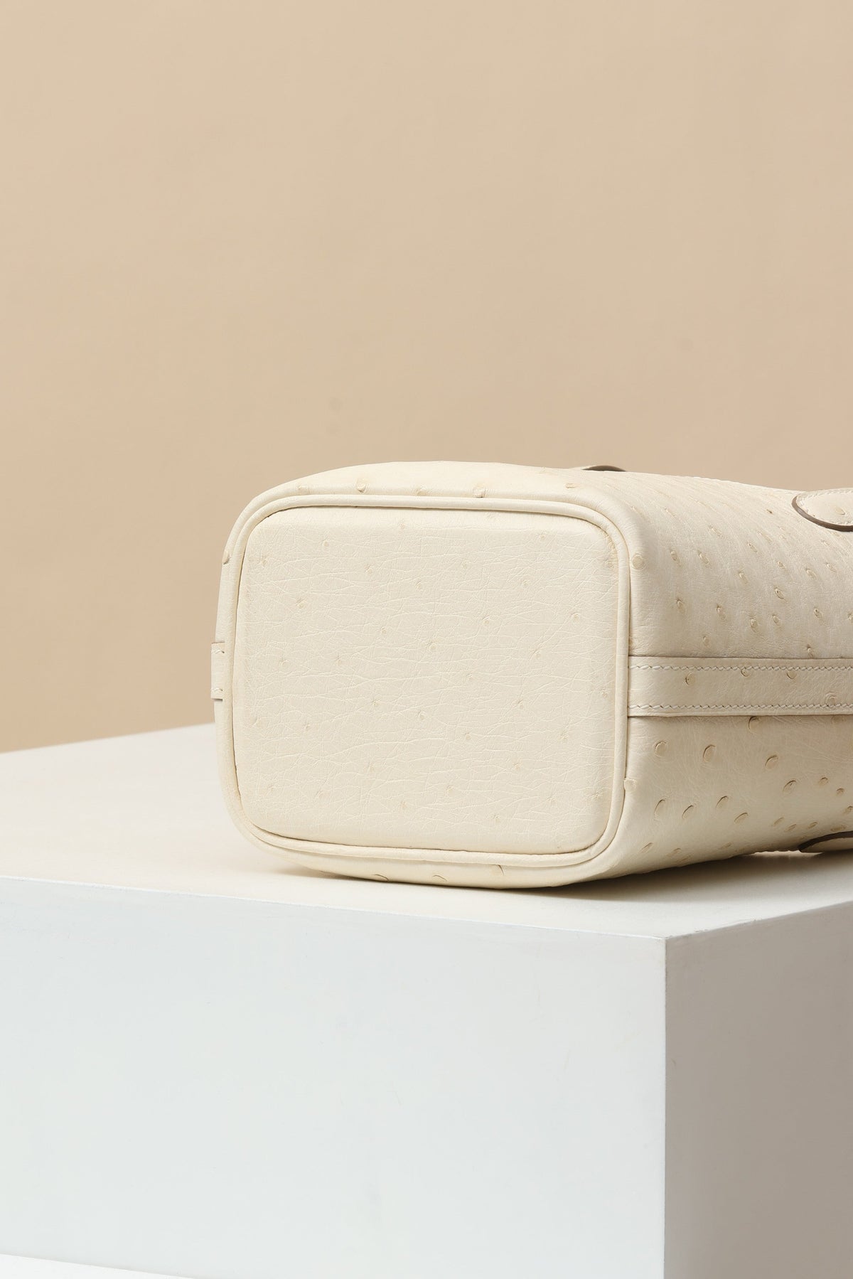 High-end Hermes 2026 Picotin Lock 14 Bag Cream White Ostrich Leather