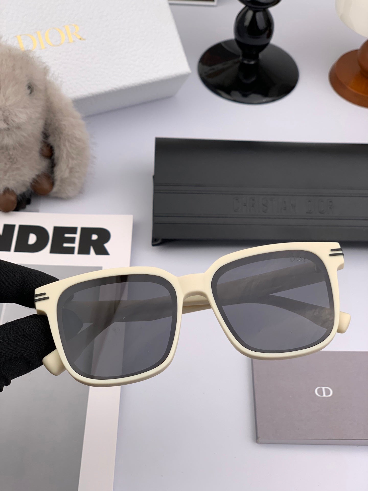 Dior Black mix Cream Sunglasses 559721