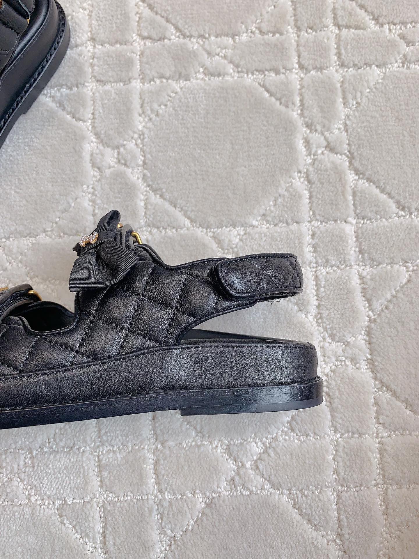 Chanel 2026 Quilted Sandals Suede Sheepskin 977358