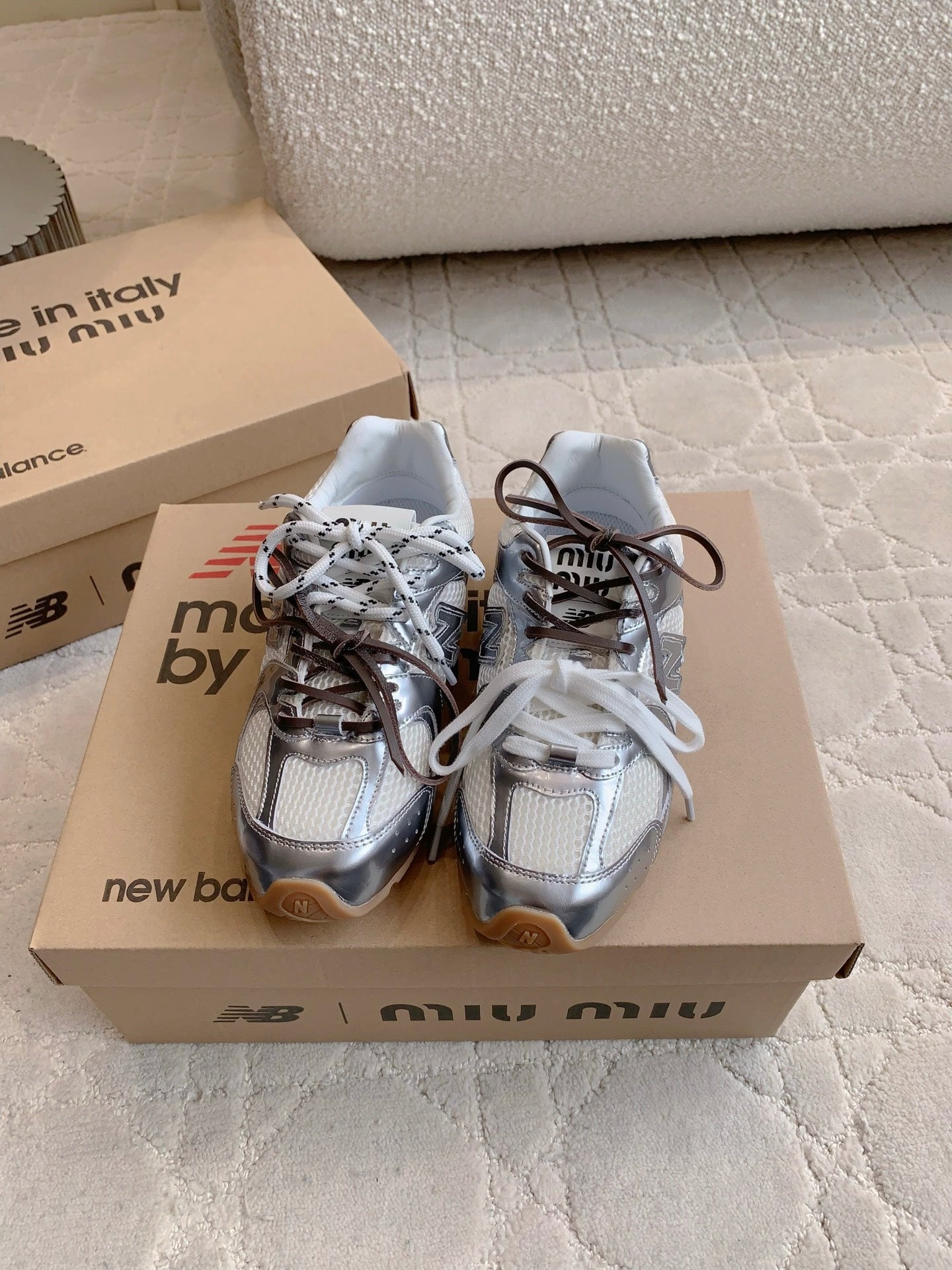 Miu Miu 2026 Balance 530 Sneakers Suede Leather 977043