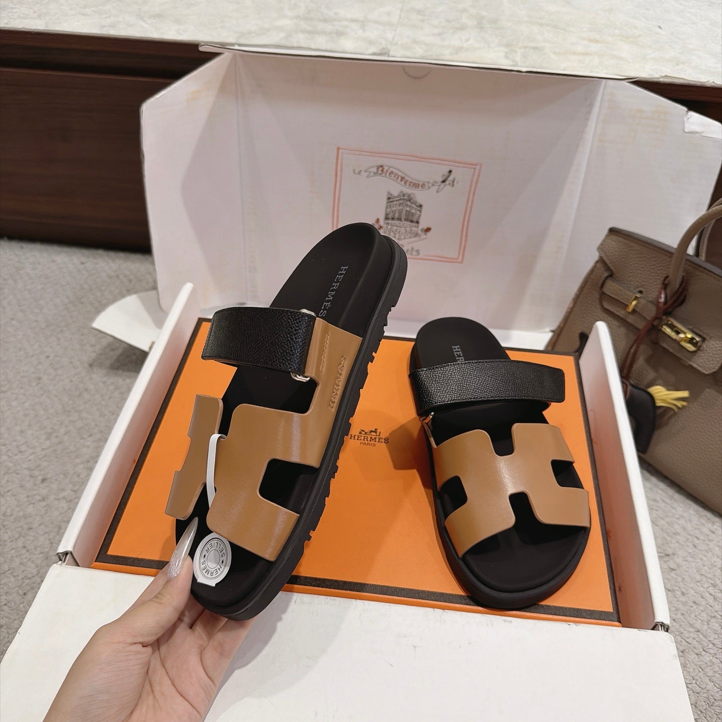 Hermes 2026 Chypre Sandal Brown Black Calfskin And Epsom Calfskin 960077