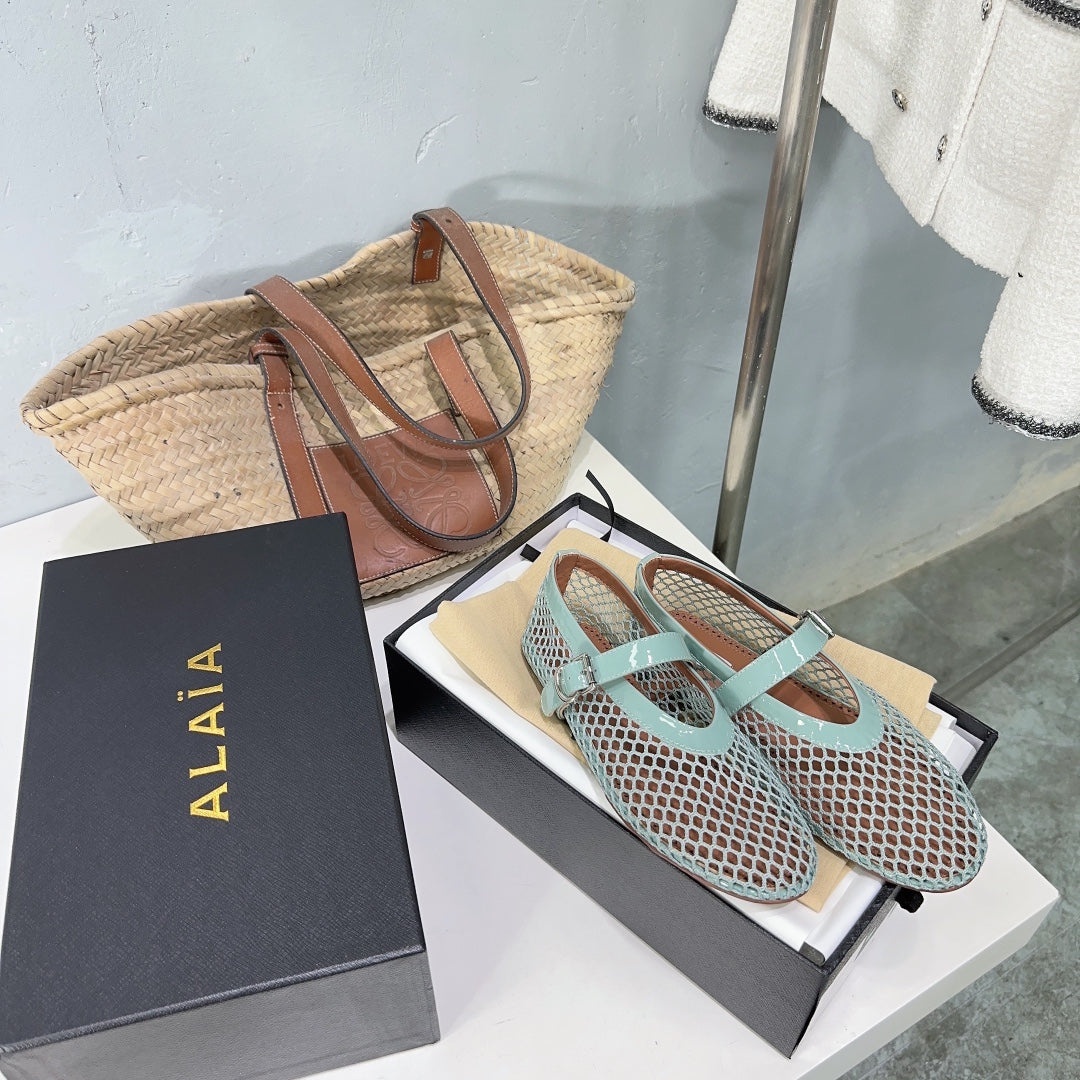 Alaia 25 Laminated Fishnet Ballet Flats Lagoon Green Lambskin 677172