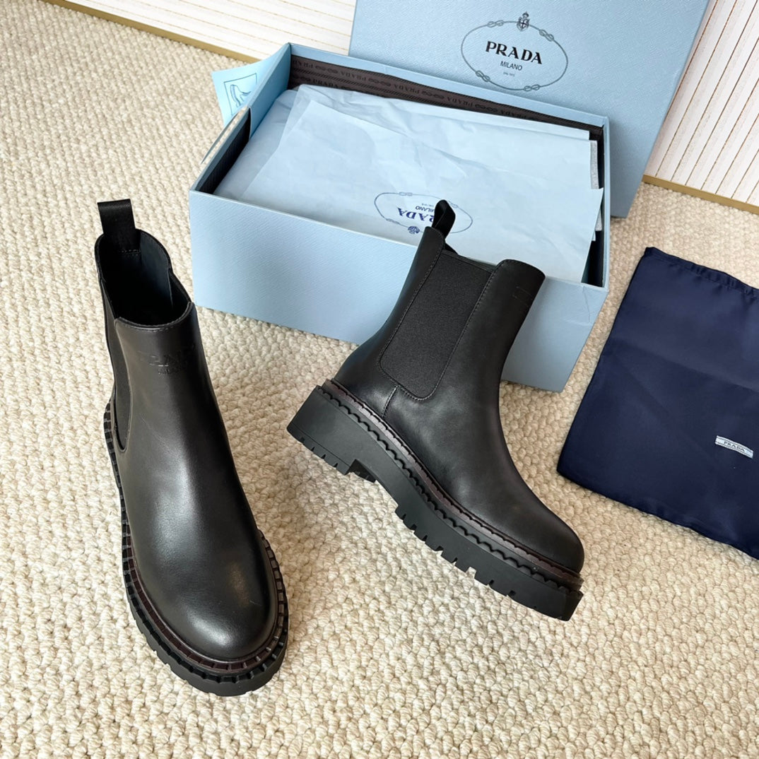 Prada 2026 Chelsea Boots Cowhide 149581