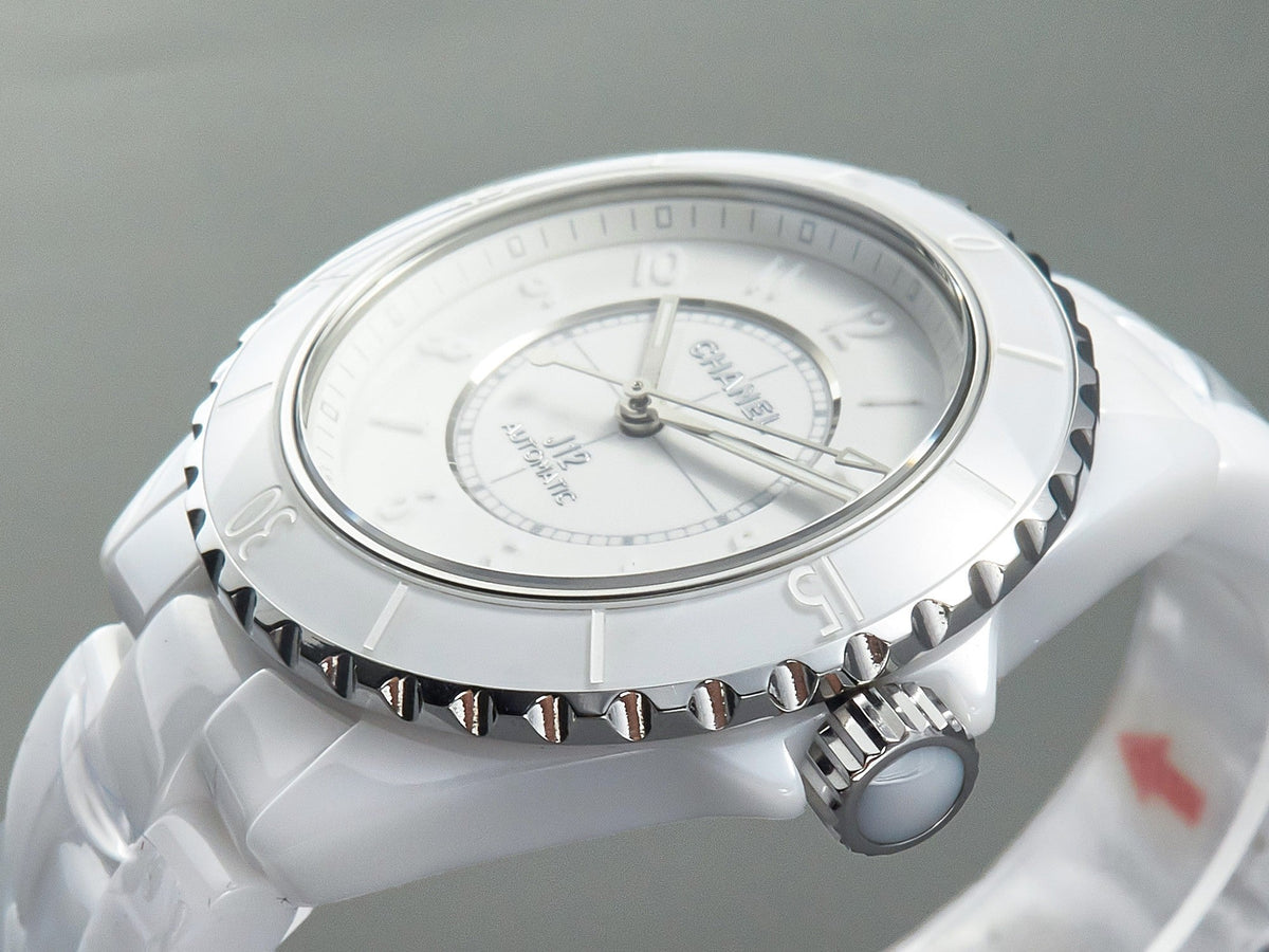 J12 Automatic White Ceramic White Numerals Black White Hands White Dial