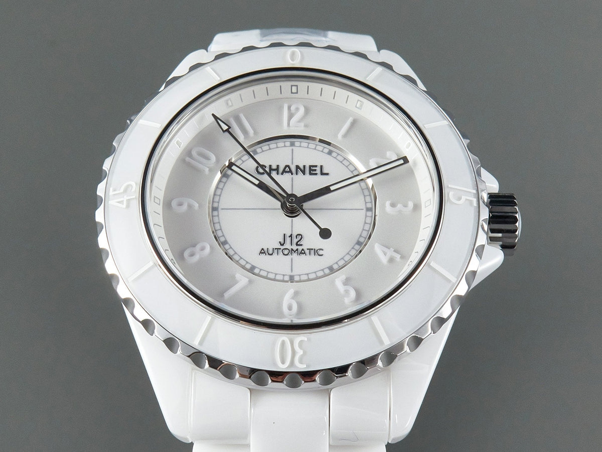 J12 Automatic White Ceramic White Numerals Black White Hands White Dial