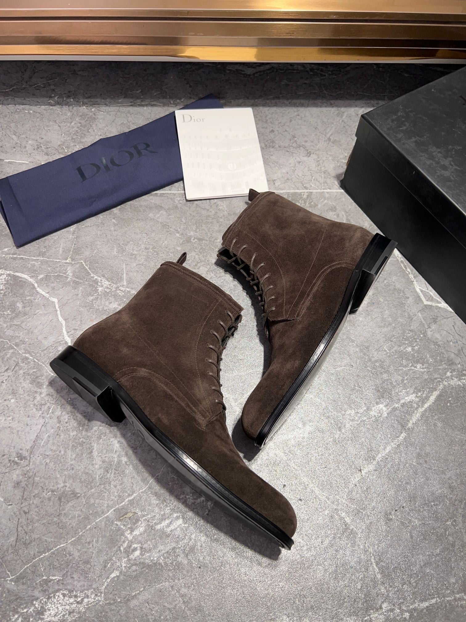 CD JUMP LACE-UP BOOT BROWN SUEDE