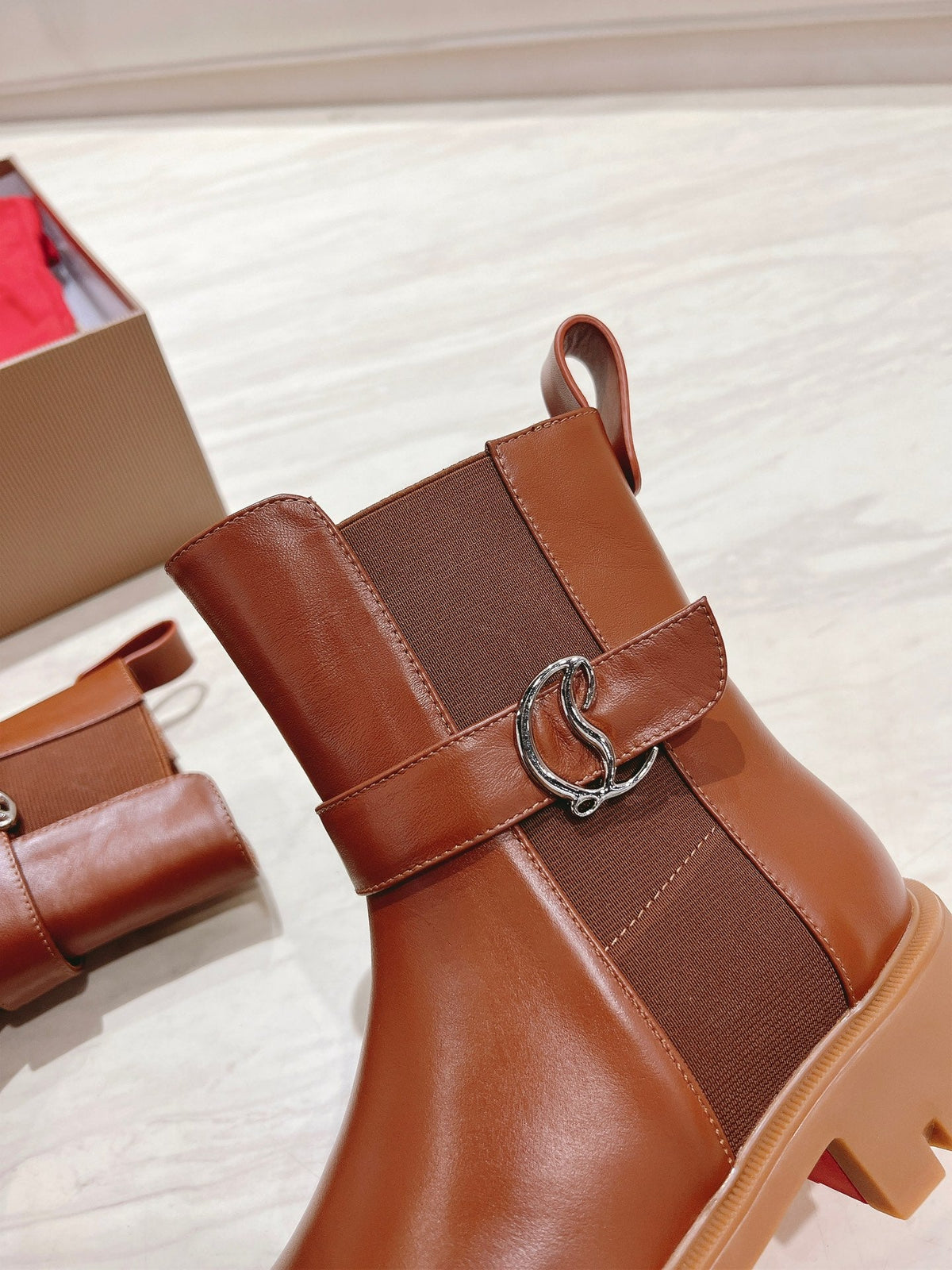 CL 25C Chelsea Booty Lug Chocolate  Calf Leather 167687