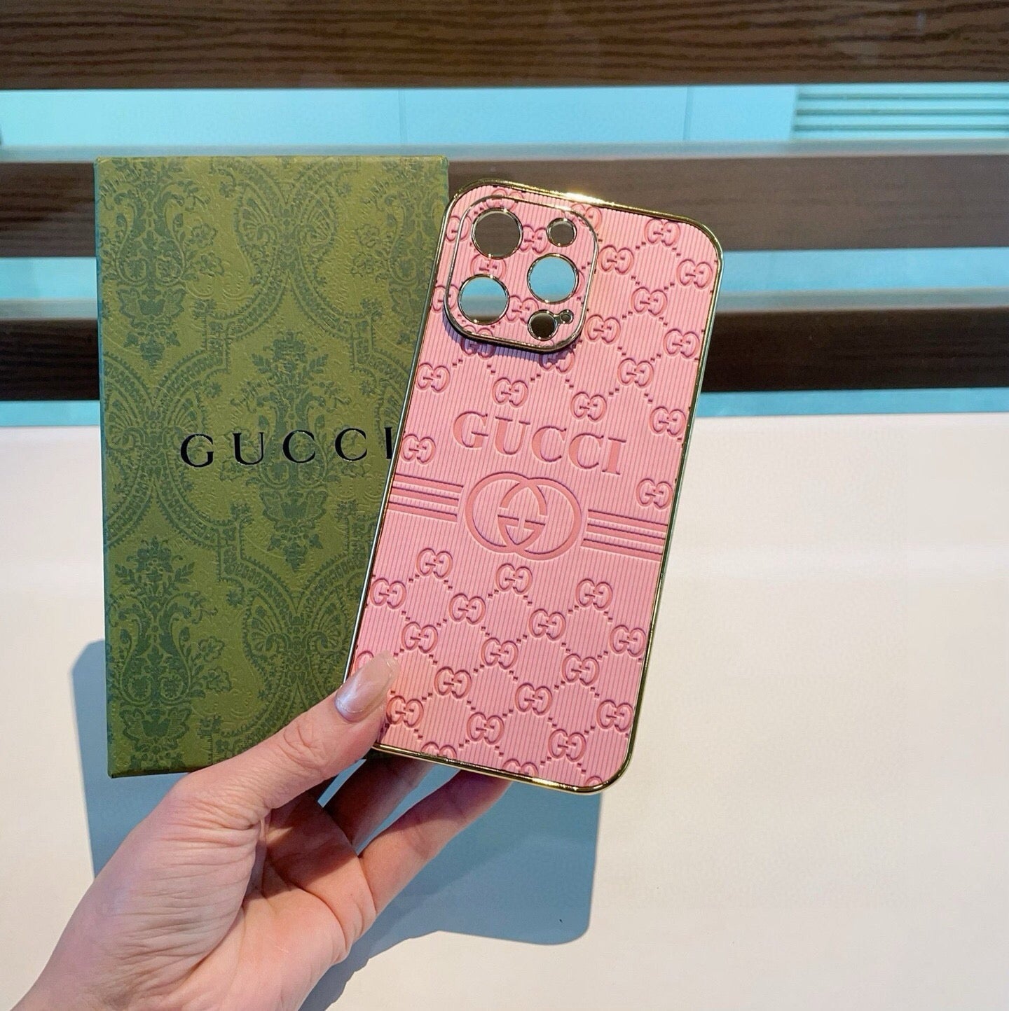Gucci Electroplated Embossed Side Pink Phone Case 398649