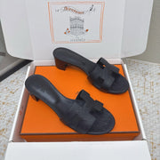 HM 26ss Oran Sandals 50 Black Ostrich Leather 625122