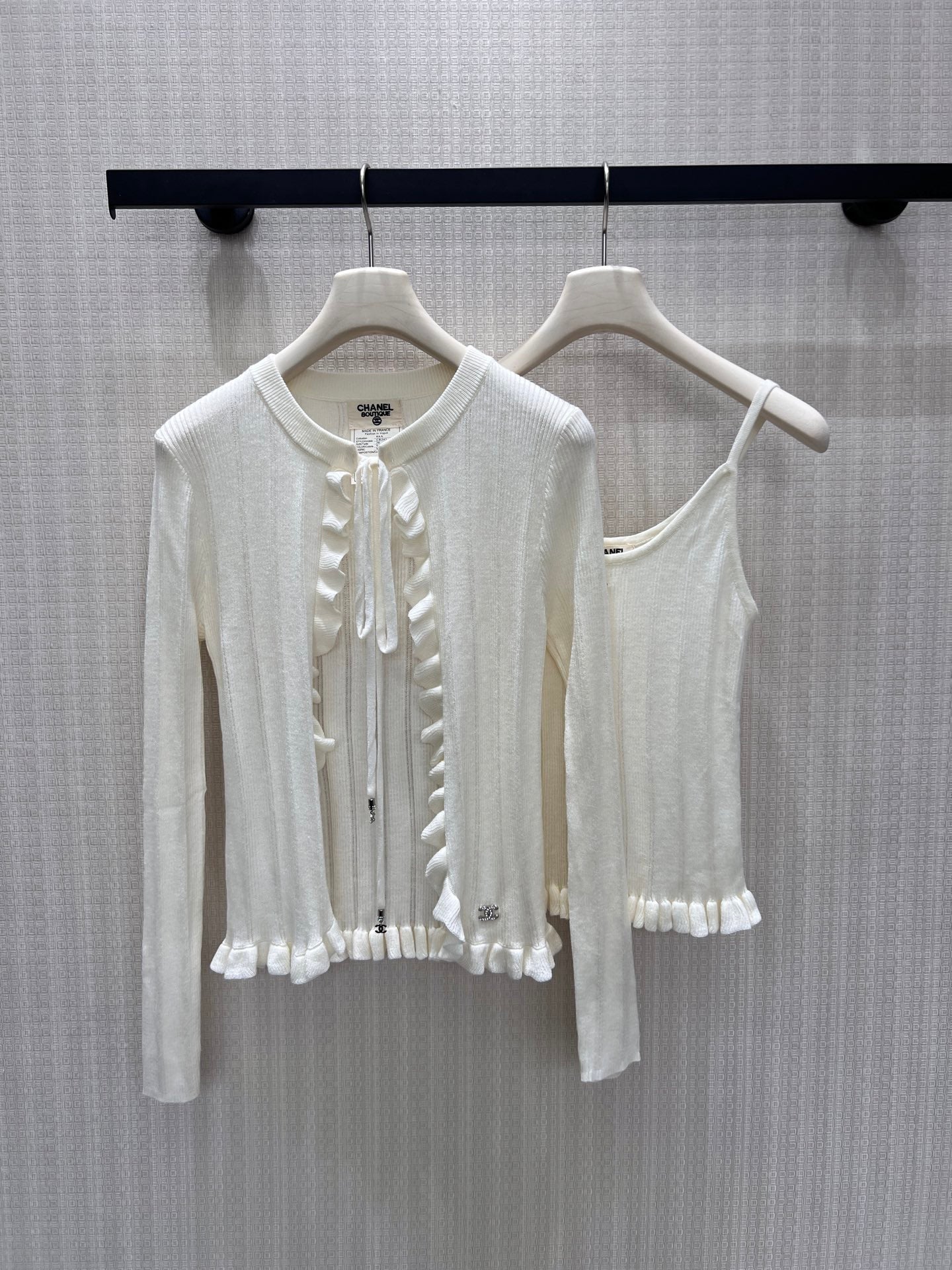 Chanel 2026 Two-piece Knit Set With Ruffled Details Cashmere 827627