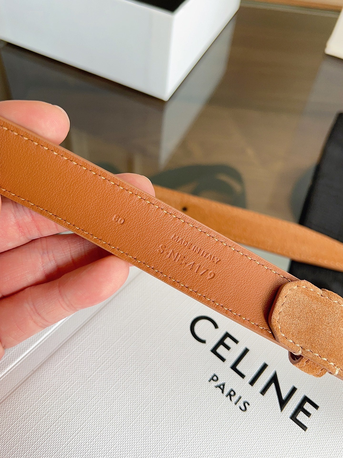 CL Gold 25mm Triomphe Tan Suede 616260