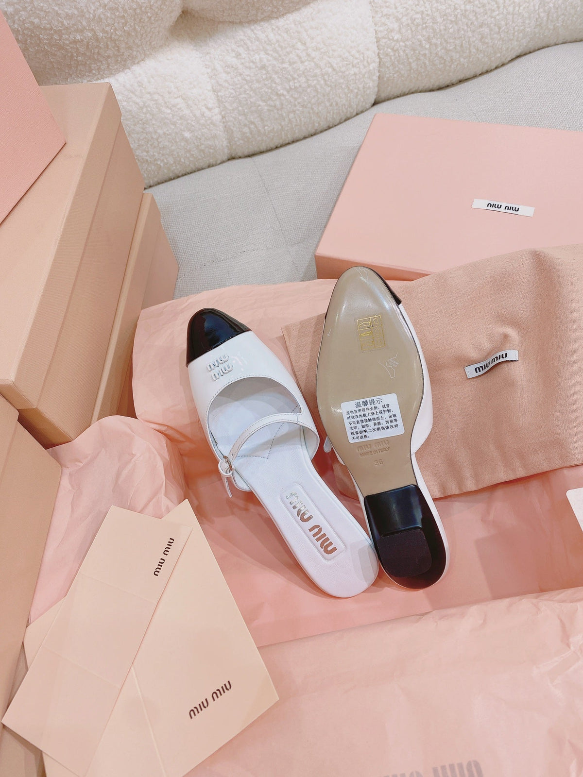 Miu Miu 2026 Horizontal Strap Mule Patent Leather 155504