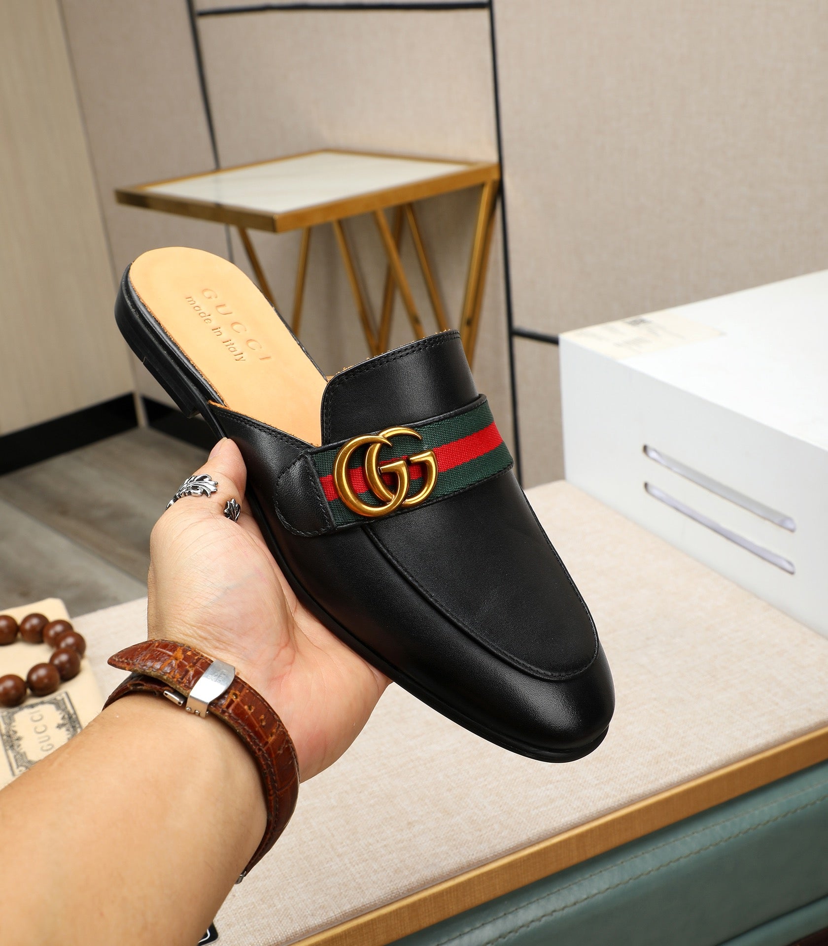 GG Men's Interlocking GG Mule Black Cowhide 111485