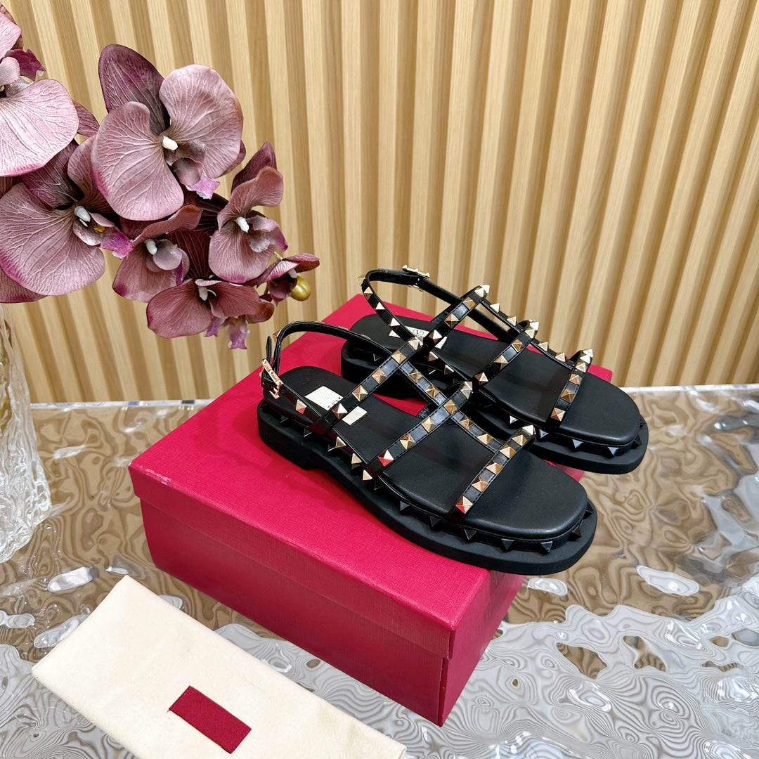 Rockstud M-Way Platform Sandal Black Leather