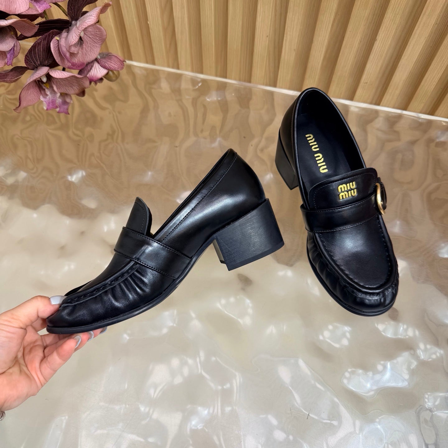 Miu Miu 2026 Buckle Chunky Heel Loafers Cowhide Suede 994167