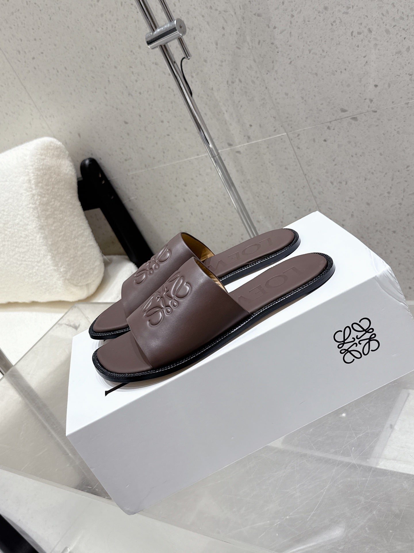 Loewe 25 flat slippers dark brown calfskin