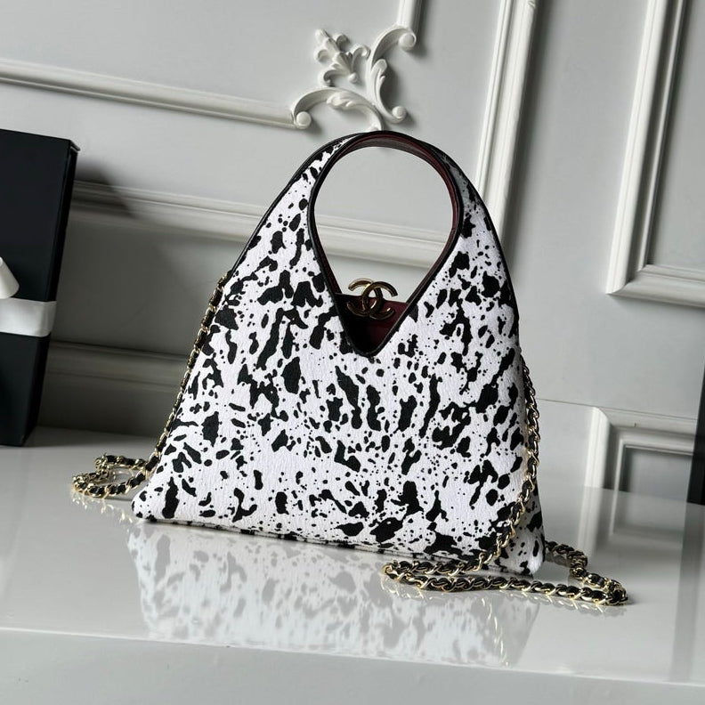Chanel 2026 Small Tote Bag 23cm White Black Lambskin