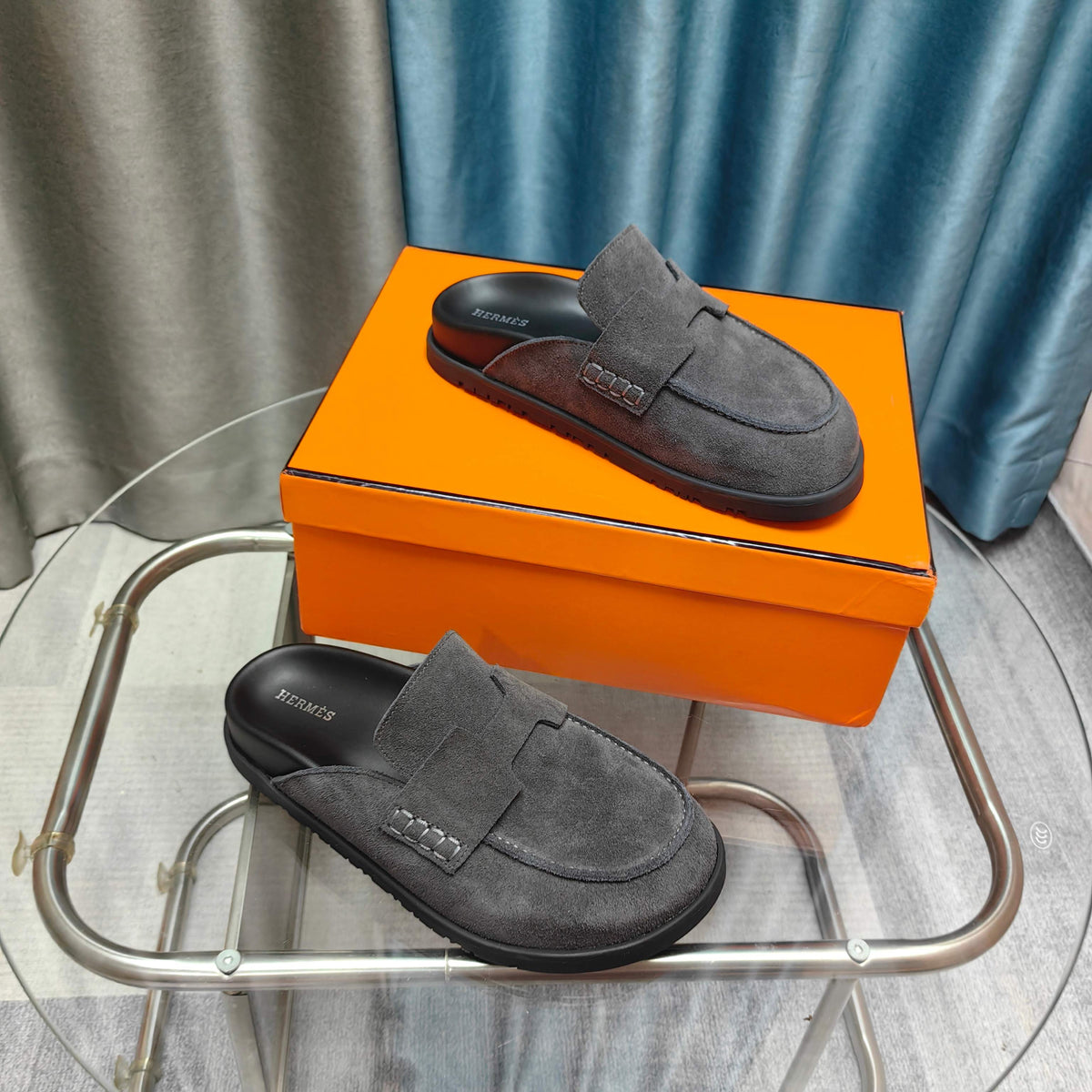 HM 25 Go Mule Dark Grey Suede 369350