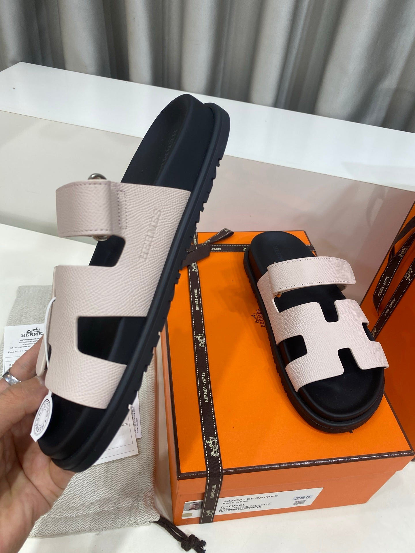 Hermes 2026 Chypre Sandal Epsom Calfskin 957605