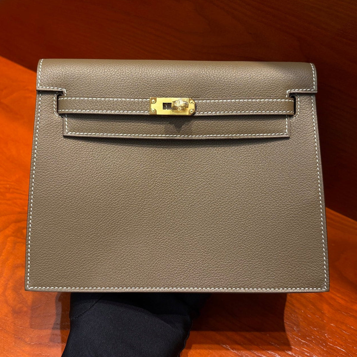High-end Hermes 2026 Kelly Danse 22cm Elephant Grey Evercolor Leather
