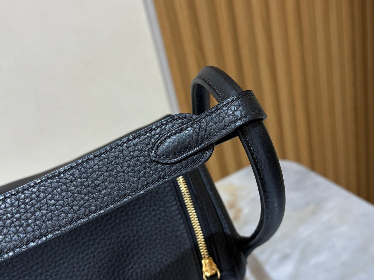 High-end Hermes 2026 Lindy 26cm Taurillon Clemence Leather