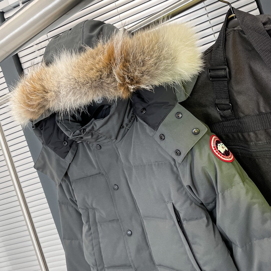 C. Goose Down Jacket Grey Polyester 0019