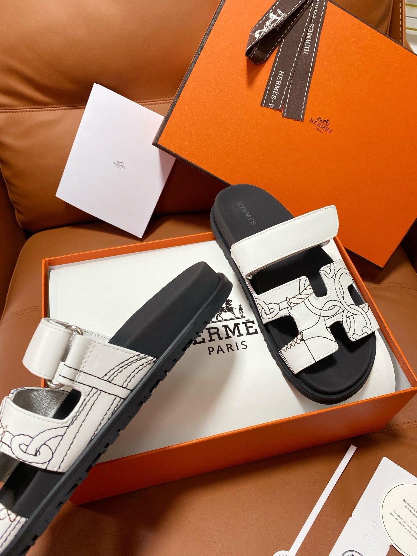 Hermes 2026 Chypre Sandal Cowhide 928494