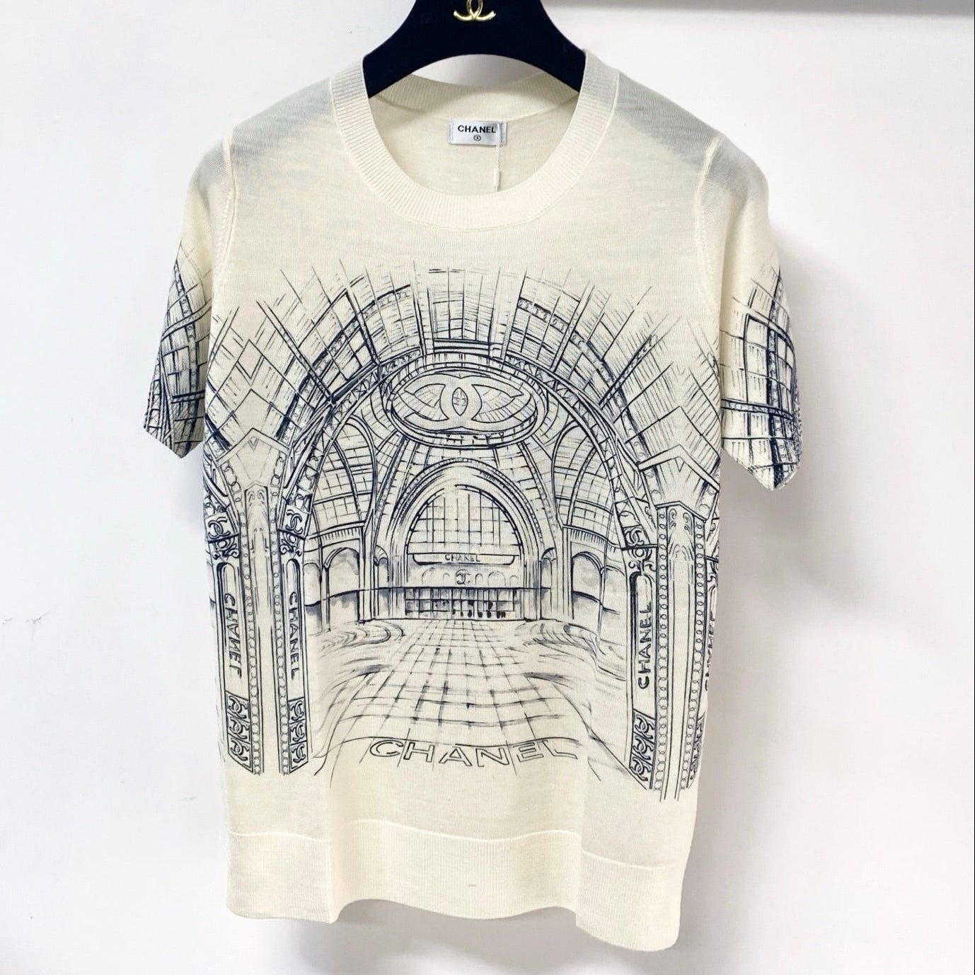 Chanel 2026 Cream Graphic Knit Top Wool 345271