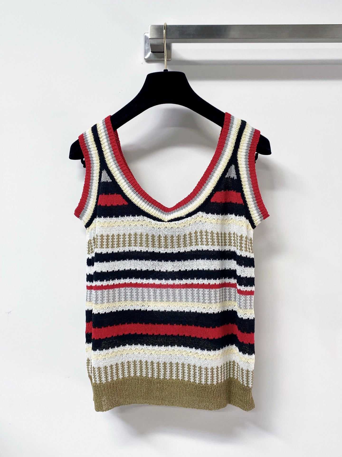 Chanel 2026 Knit Tank Top V-neck Cotton 479947