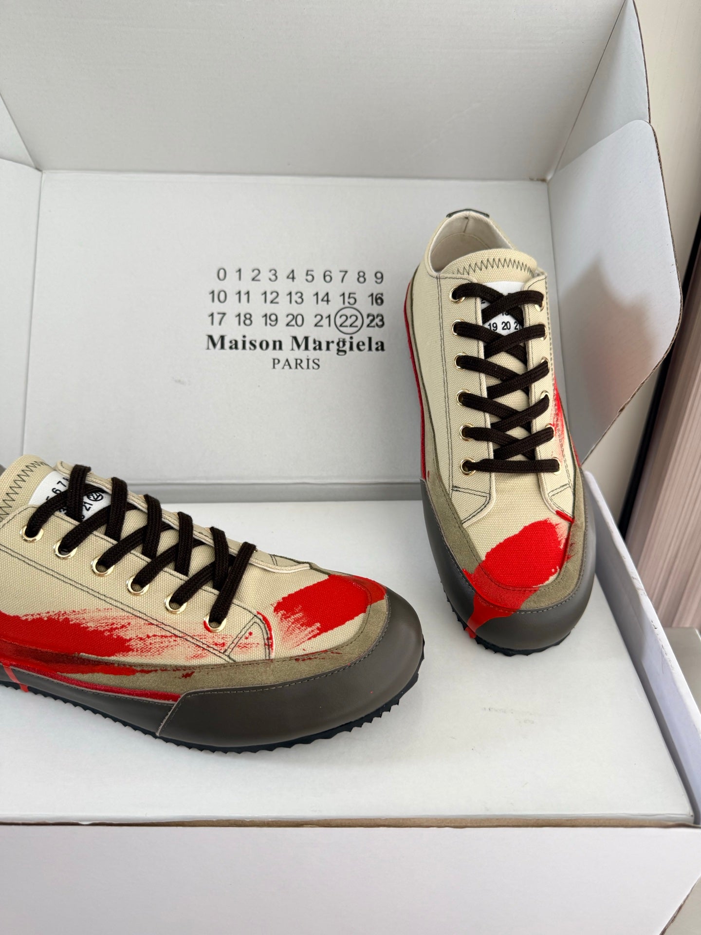 Maison Margiela 2026 Traveller  Sneaker Canvas 929708