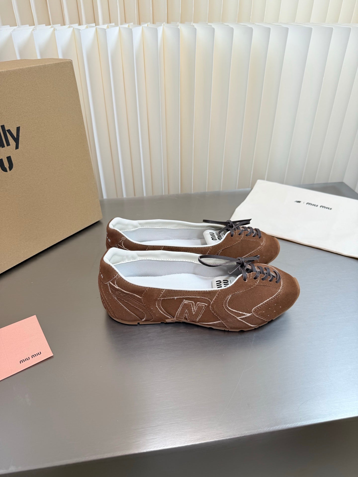 Miu Miu 2026 Balance Low-Cut Ballet Flats Suede Cowhide 989345