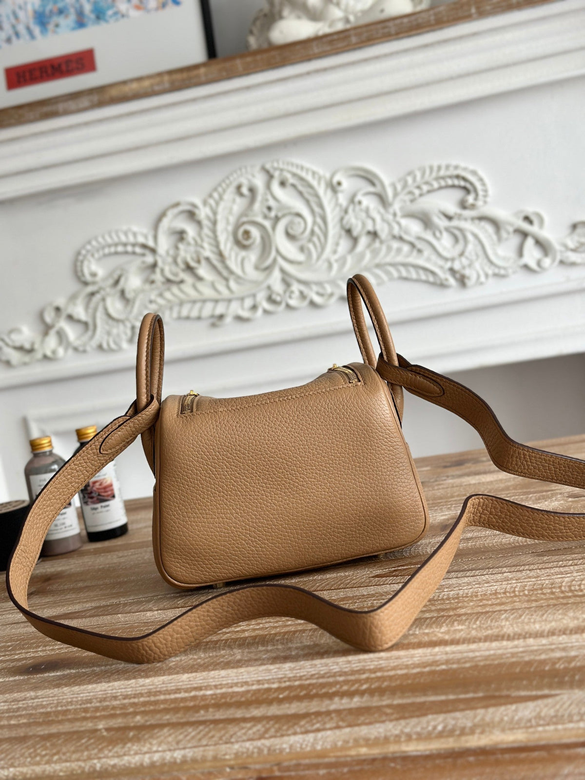 High-end Hermes 2026 Lindy Bag 19cm Togo Leather 3