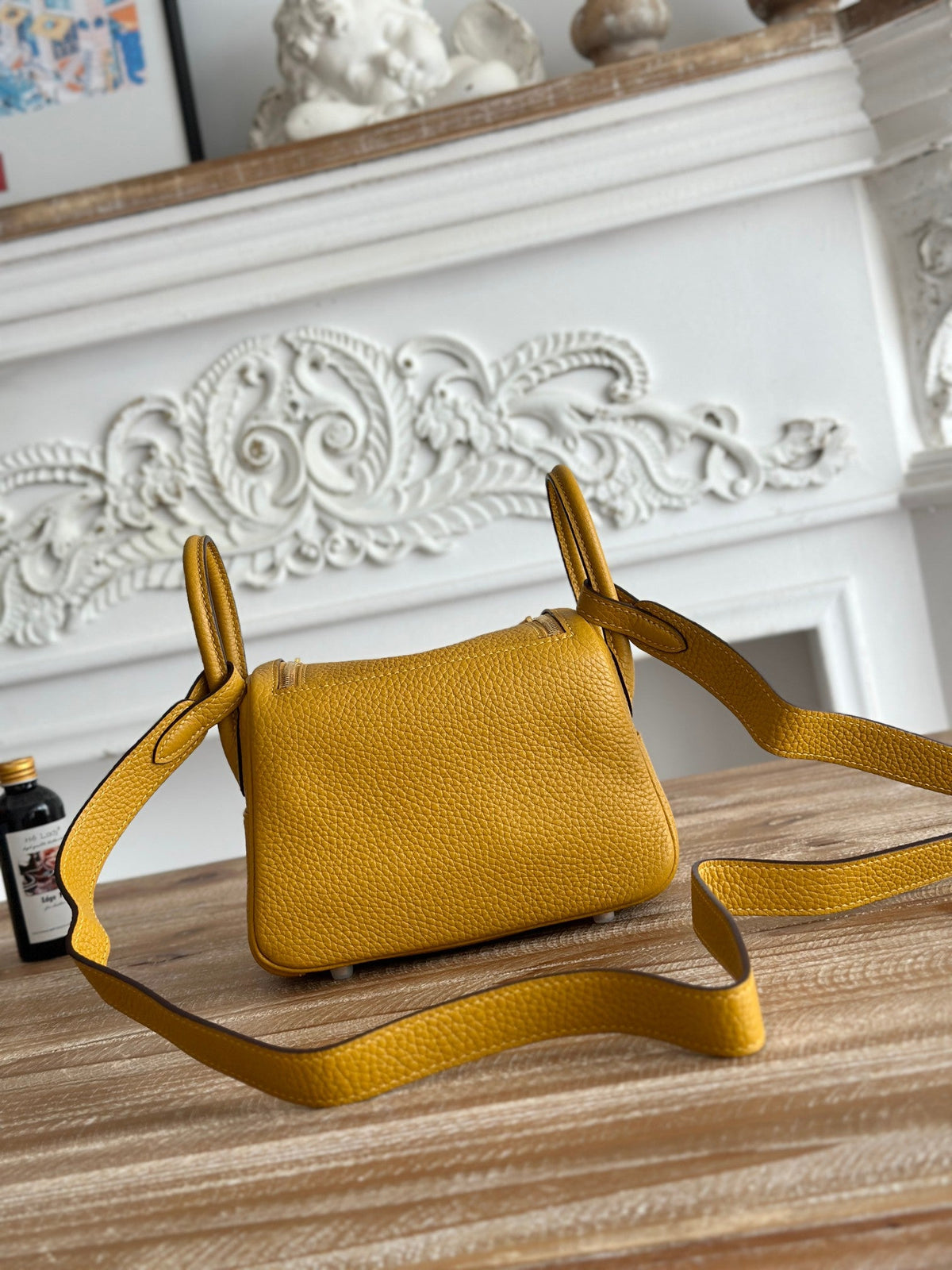 High-end Hermes 2026 Lindy Bag 19cm Togo Leather 4