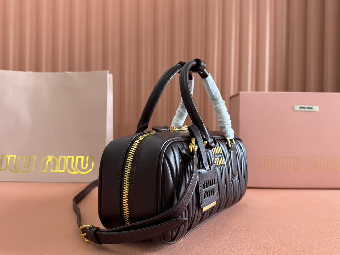 ARCADIE MATELASSÃ‰ BAG 27 IN CONGO BROWN CALFSKIN GOLD HARDWARE