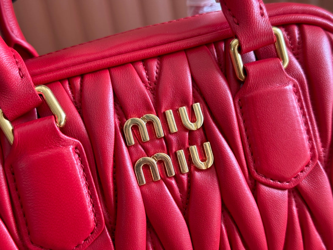 ARCADIE MATELASSÃ‰ BAG 19 IN CERISE RED CALFSKIN GOLD HARDWARE