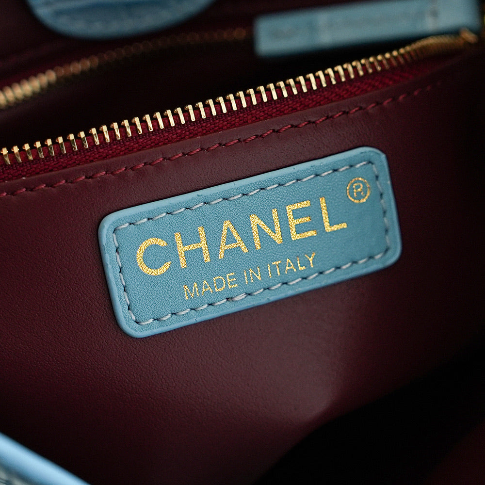 Chanel 2026 Hobo Shoulder Bag 32cm Leather 167164